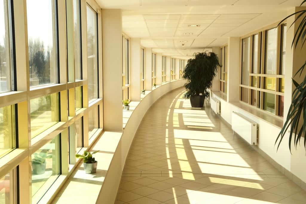 Lake And Spa Apartman فيلينس الغرفة الصورة