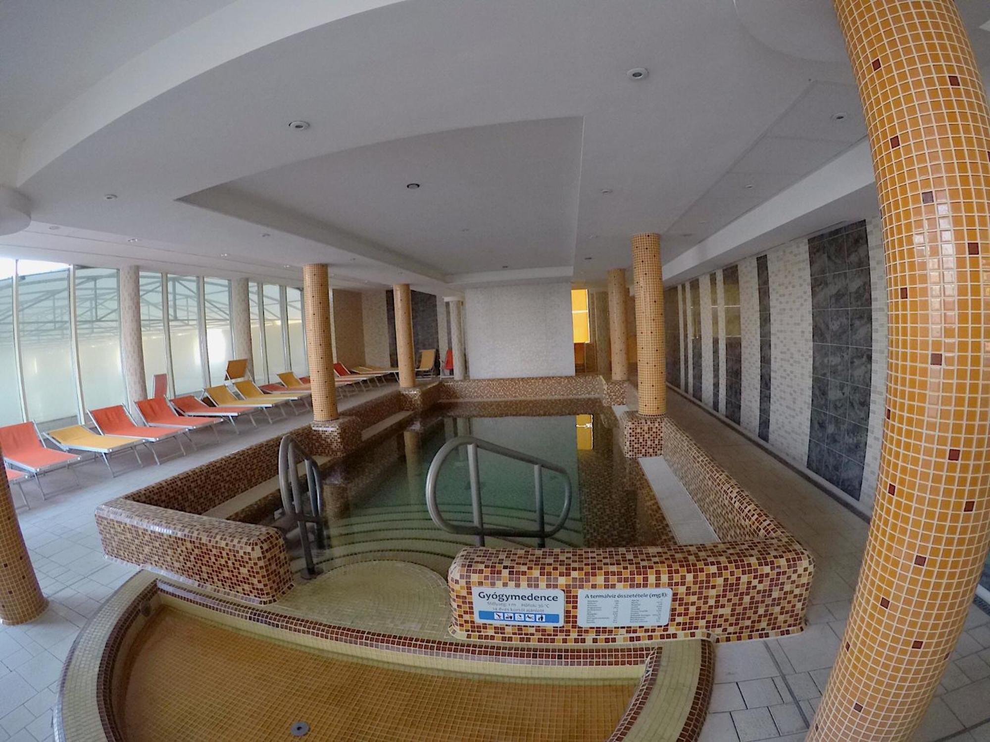 Lake And Spa Apartman فيلينس المظهر الخارجي الصورة