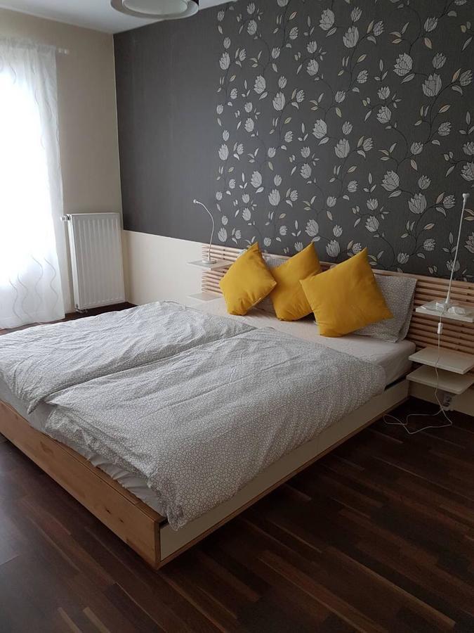 Lake And Spa Apartman فيلينس المظهر الخارجي الصورة